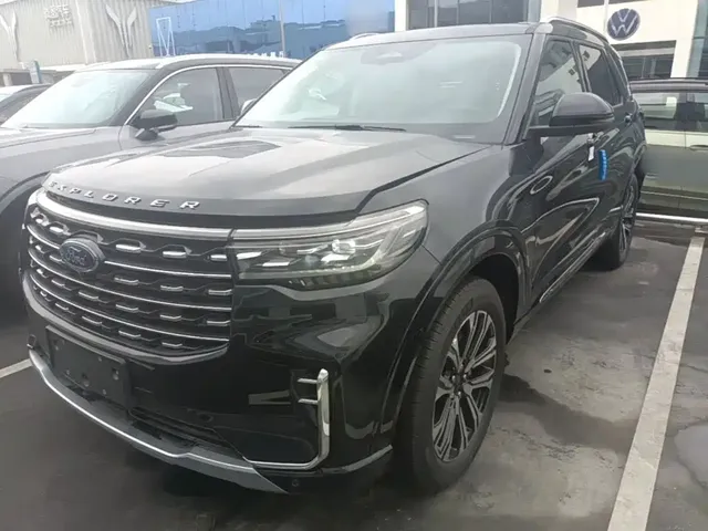 Ford Explorer 2024 2.3T EcoBoost AWD Titanium Edition 6-Seater