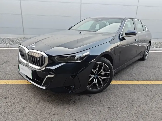BMW i5 2025 eDrive 40L M Sport Package