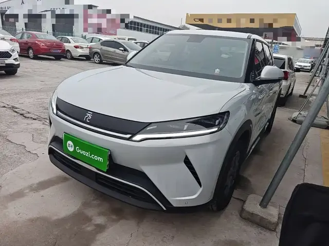 BYD Yuan UP 2025 Model 301KM Navigator