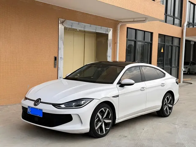 Volkswagen Lamando 2023 Lamando L 280TSI DSG Glamour Edition