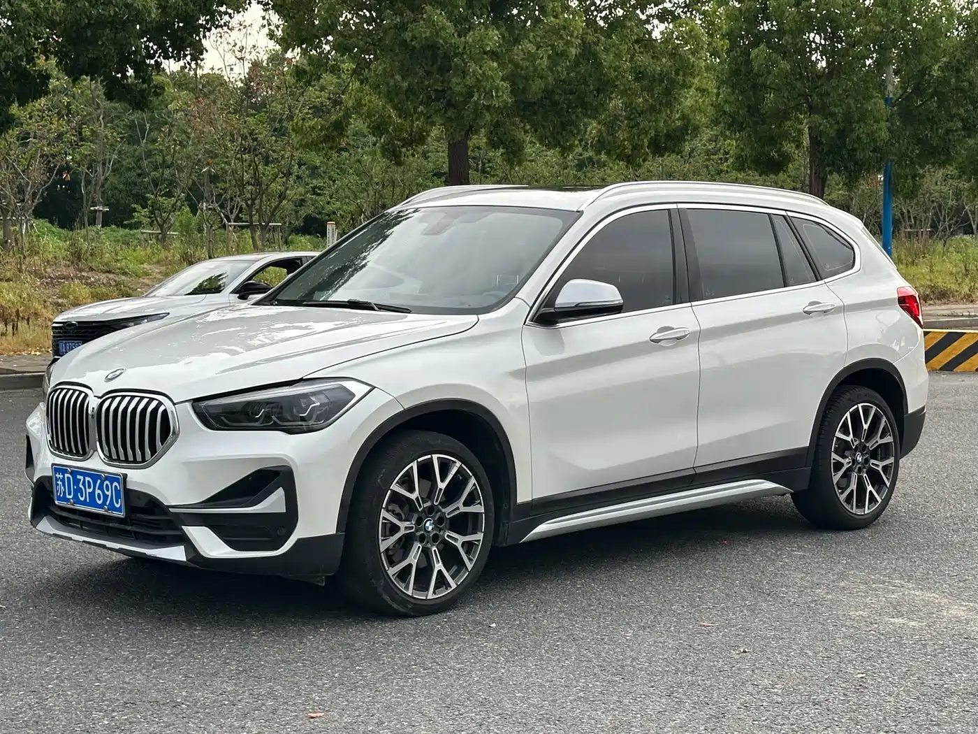BMW X1 2022 sDrive25Li Leading