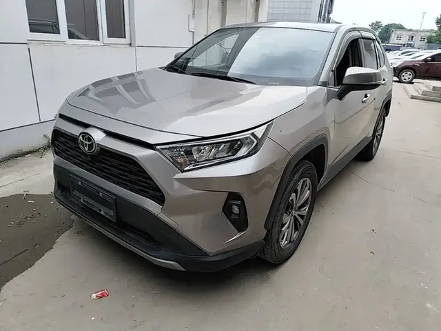 Toyota RAV4 Rongfang 2023 2.0L CVT 2WD Fashion Edition