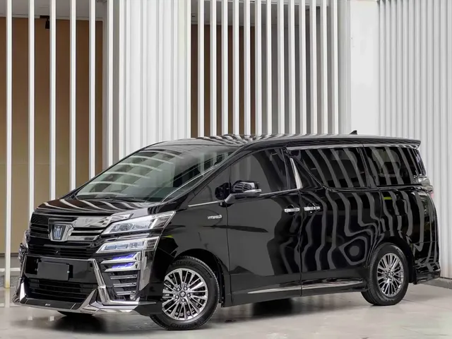 Toyota Vellfire 2021 Crown Hybrid 2.5L HV Luxury Edition
