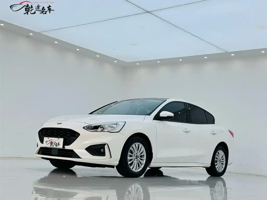 Ford Focus 2020 Sedan EcoBoost 180 Automatic Sharp Trend Type