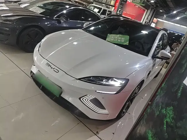 BYD Seal 2022 700km Long Range RWD Edition