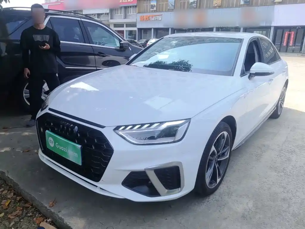 Audi A4L 2020 40 TFSI Fashion Dynamic Edition
