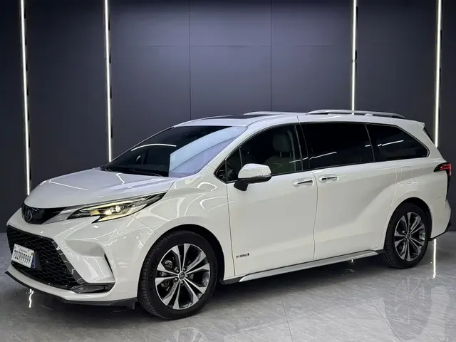 Toyota Granvia 2023 2.5L Hybrid Prestige PLUS Edition