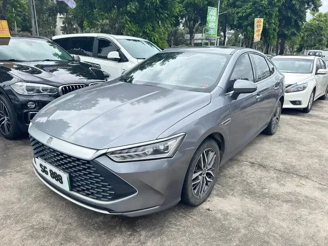 BYD Qin PLUS 2021 DM-i 120KM Premium