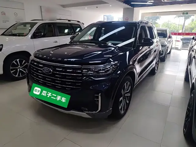 Ford Explorer 2023 EcoBoost 285 AWD Titanium Edition 7-Seater
