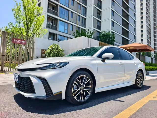 Toyota Camry 2026 Hybrid 2.0HSE Sport Lite Edition