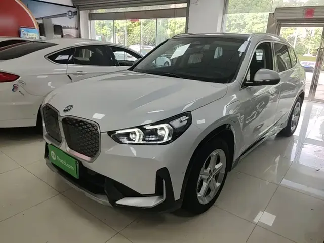 BMW iX1 2023 eDrive25L X Design Package