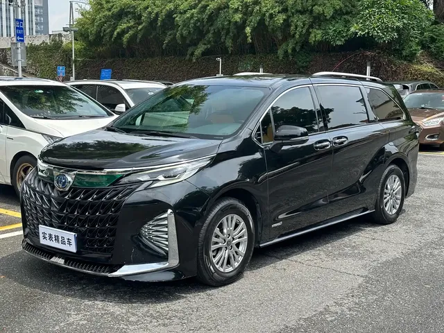 Toyota Sienna 2021 2.5L Hybrid Luxury Edition