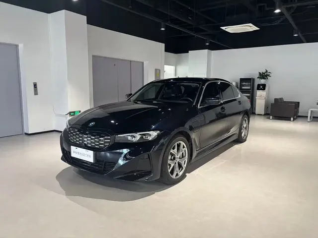BMW i3 2022 eDrive 35 L