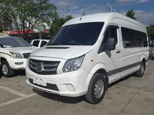 Foton Tuyano 2020 2.5T Manual Tongtu Extended Wheelbase Medium Roof 6/7-Seater 4J25TC3