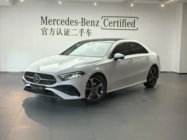 Mercedes-Benz A-Class 2023 A 200 L Fashion