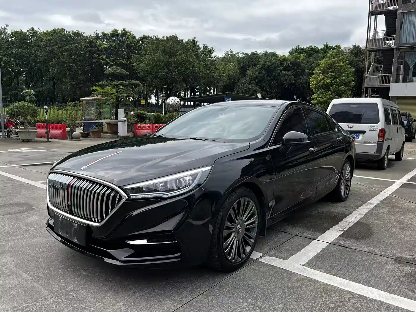 Hongqi H5 2020 1.5T DCT Qiyue Edition