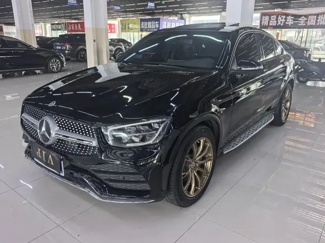 Mercedes-Benz GLC Coupe 2020 GLC 260 4MATIC Coupe SUV