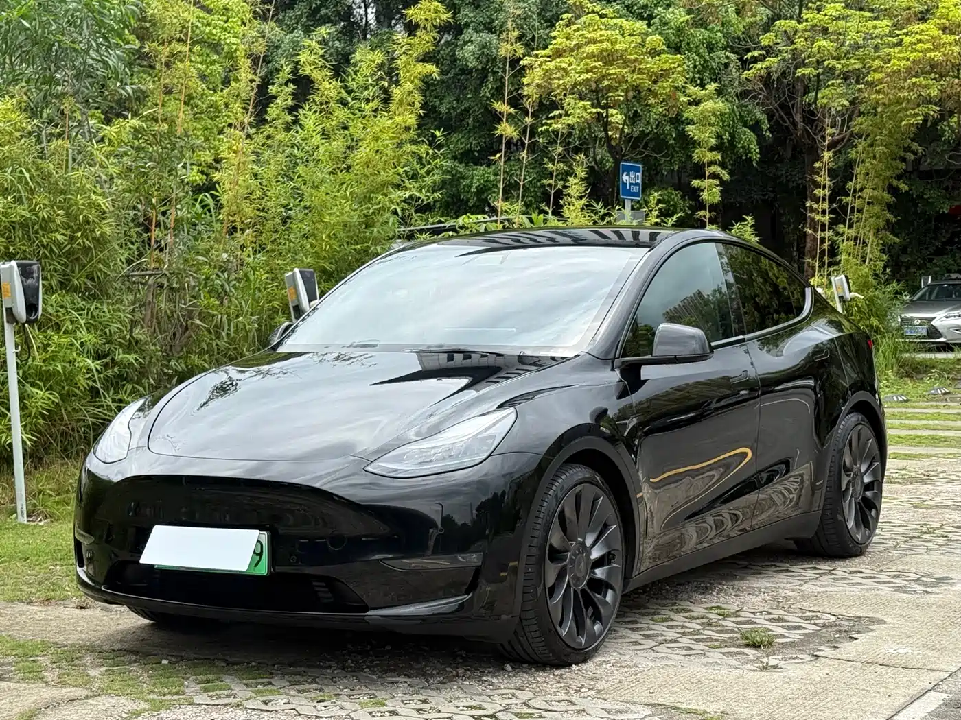 Tesla Model Y 2021 Model Long Range AWD