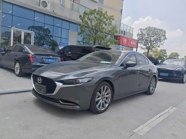 Mazda 3 Axela 2020 2.0L Automatic Zhi Ya Edition