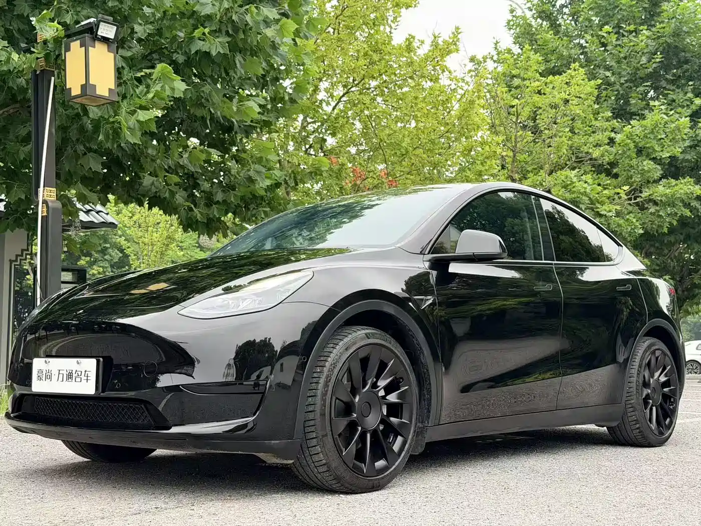 Tesla Model Y 2022 Facelift Rear-Wheel Drive Version