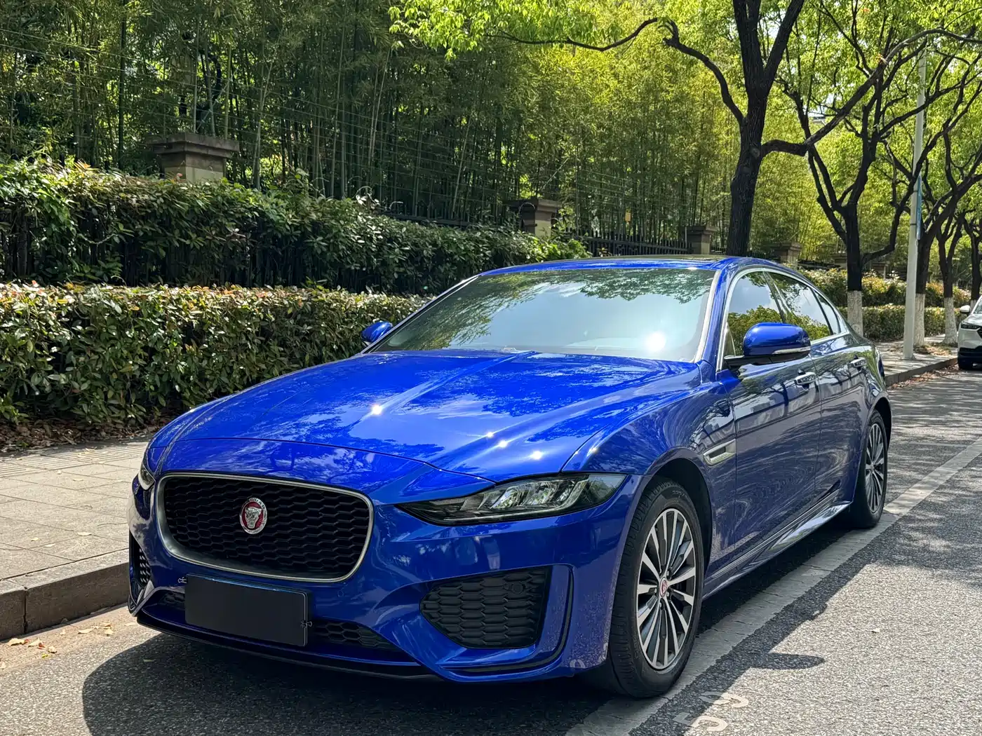 Jaguar XEL 2020 2.0T 200PS R-DYNAMIC Youth Sport Edition