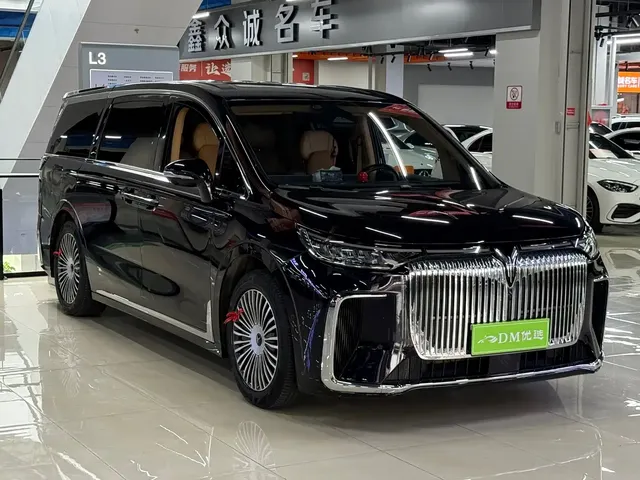 Voyah Auto Voyah Dreamer 2025 PHEV 4WD Kunpeng Premium Edition