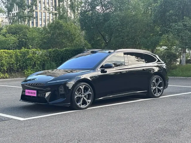 NIO ET5T 2025 75kWh Touring
