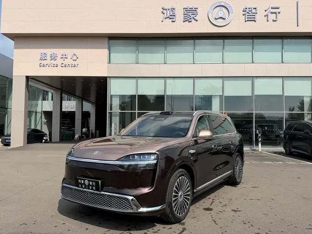 AITO Wenjie AITO M9, 2026