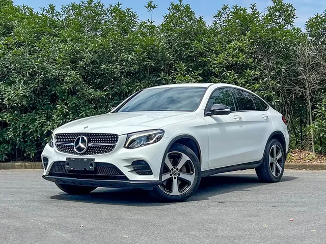 Mercedes-Benz GLC Coupe 2019 GLC 200 4MATIC Coupe SUV