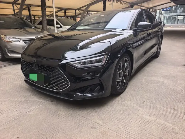 BYD Han 2023 DM-i Champion Edition 200KM Exclusive