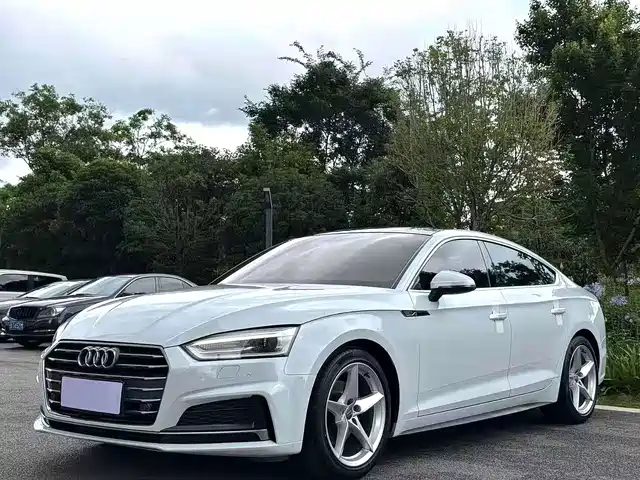 Audi A5 (Import) 2017 Sportback 40 TFSI Fashion