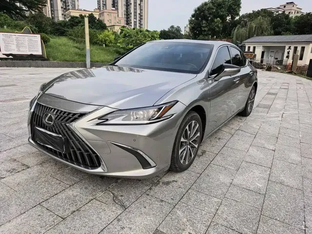 Lexus ES 2022 200 Excellence Edition