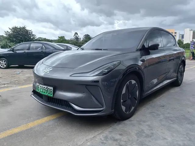 IM Motors IM LS7 2023 Model 90kWh Elite RWD Edition