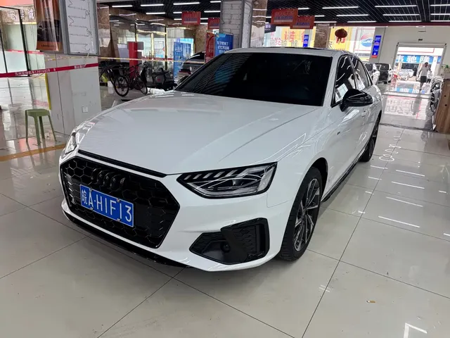 Audi A4L 2023 40 TFSI quattro Luxury Sport