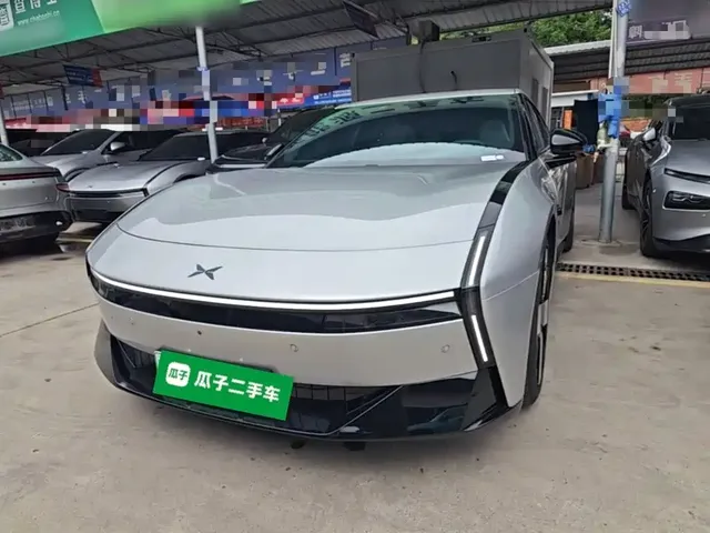 XPeng P7 2025 702km Long Range Edition