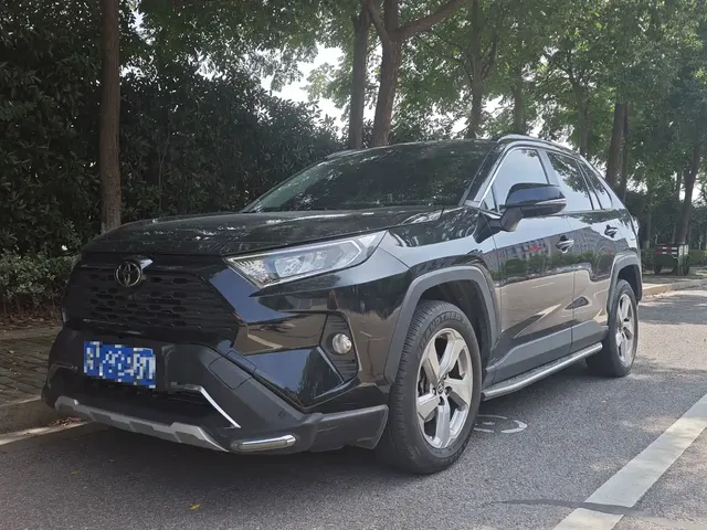 Toyota RAV4 Rongfang 2020 2.0L CVT 2WD Fashion PLUS