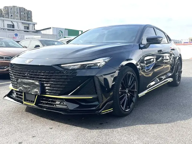Changan UNI-V 2022 1.5T Sport Edition