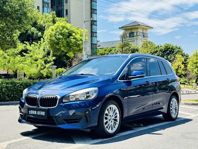 BMW 2 Series Gran Tourer 2018 220i Luxury Line
