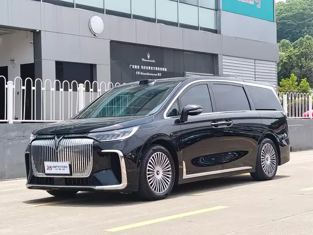Voyah Auto Voyah Dreamer 2025 PHEV AWD Flagship Qian Kun Edition