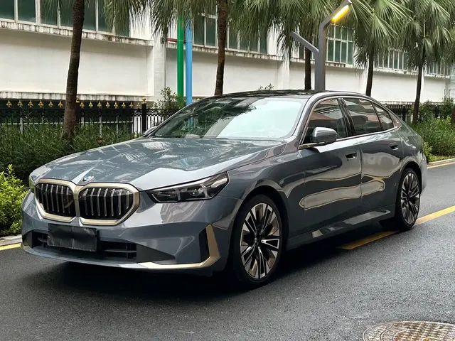 BMW 5 Series 2024 530Li Premium Luxury Package