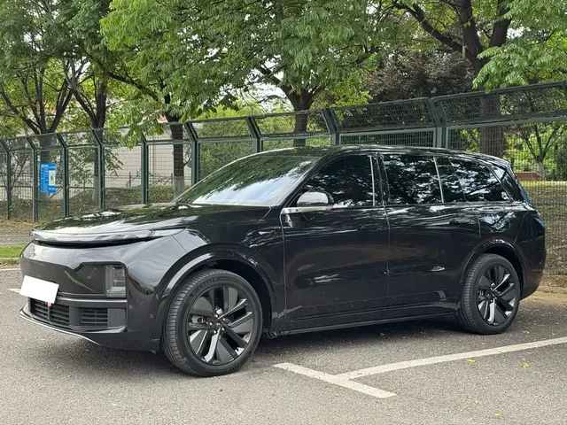 Li Auto Li Xiang L9 2023 Model Pro
