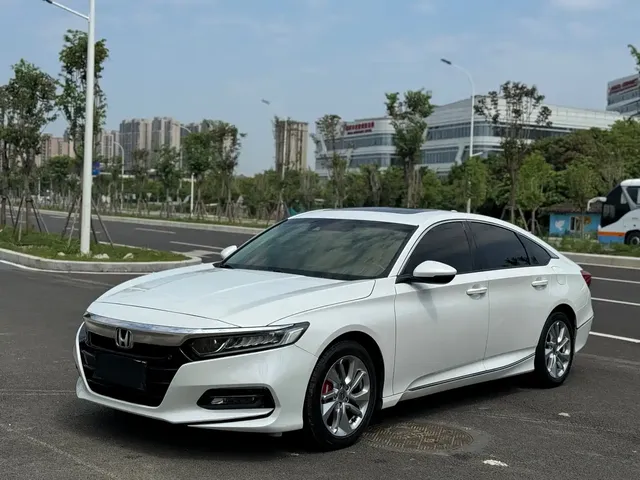 Honda Accord 2018 260TURBO Luxury Edition China V