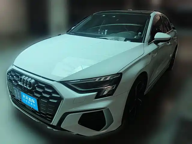 Audi A3 2024 Model Sportback 35 TFSI Fashion Sport