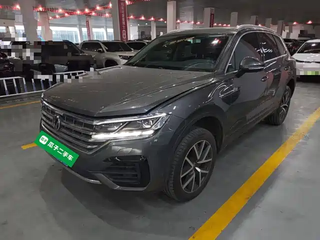 Volkswagen Touareg 2021 3.0TSI R-Line Classic Sport Package
