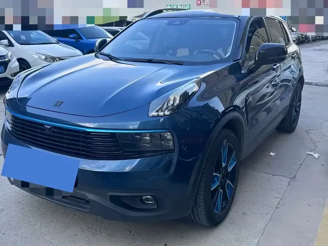 Lynk & Co 01 2017 2.0T 2WD Pro Shine Edition