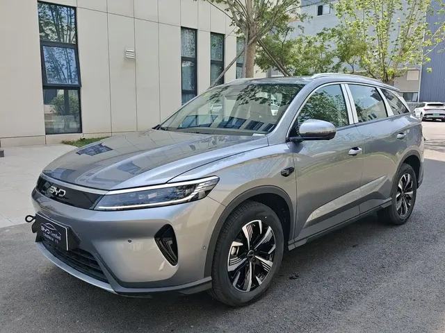 BYD Seal 05 DM-i 2025 DM-i Smart Drive Edition 75KM Premium