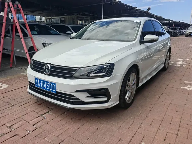 Volkswagen Sagitar 2018 280TSI DSG Spark Edition