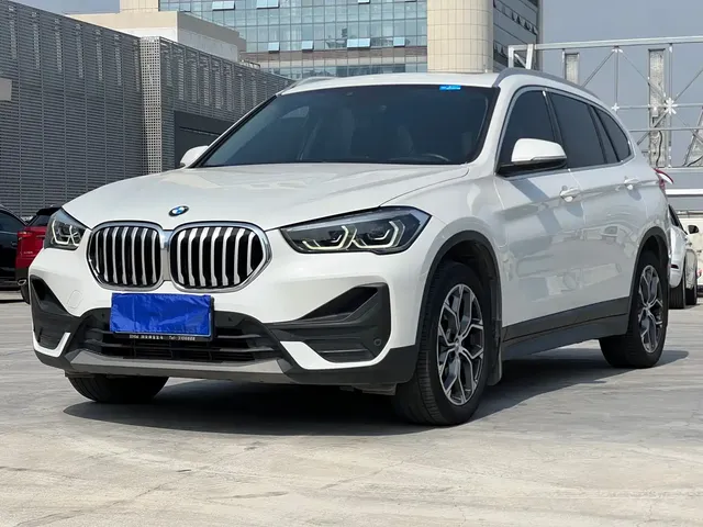 BMW X1 2022 sDrive25Li Leading