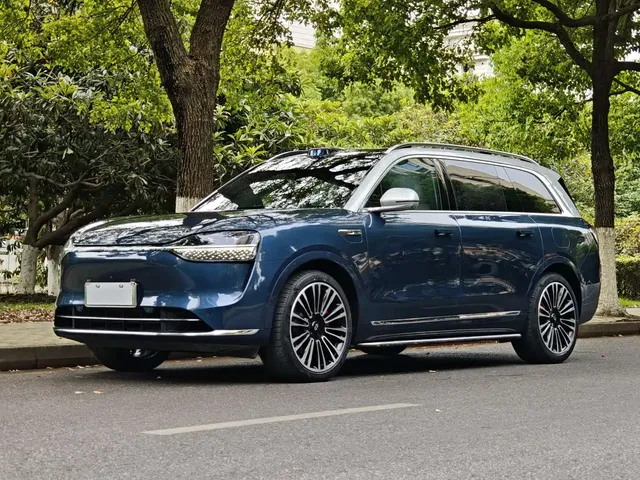 AITO Wenjie AITO M9 2024 Extended Range Ultra 42kWh 6-Seater