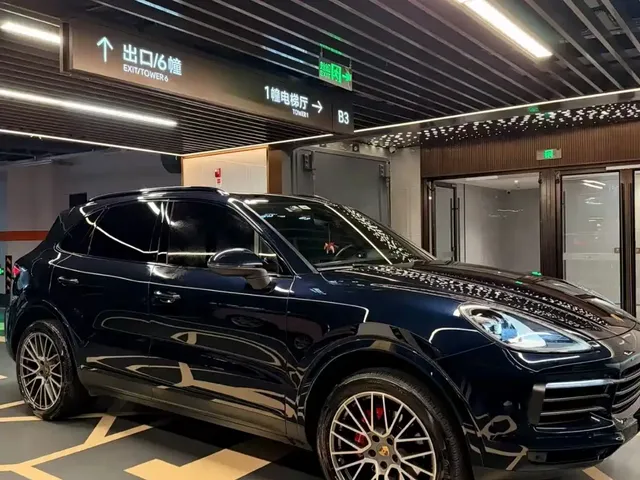 Porsche Cayenne New Energy 2023 Cayenne E-Hybrid 2.0T Platinum Edition